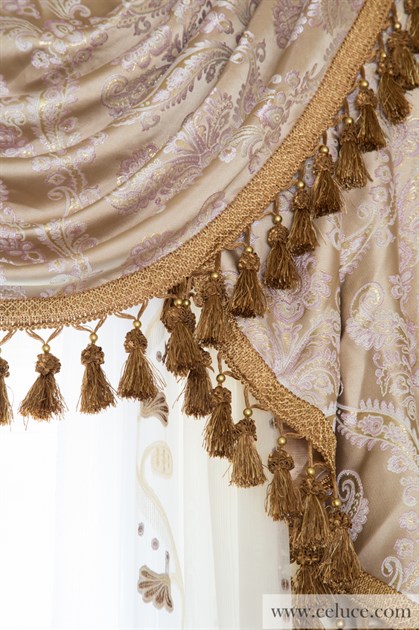 Picture of Gold Ivy - Classic Overlapping Style