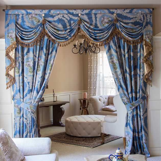 Picture of Blue Lantern Full Set 100"W