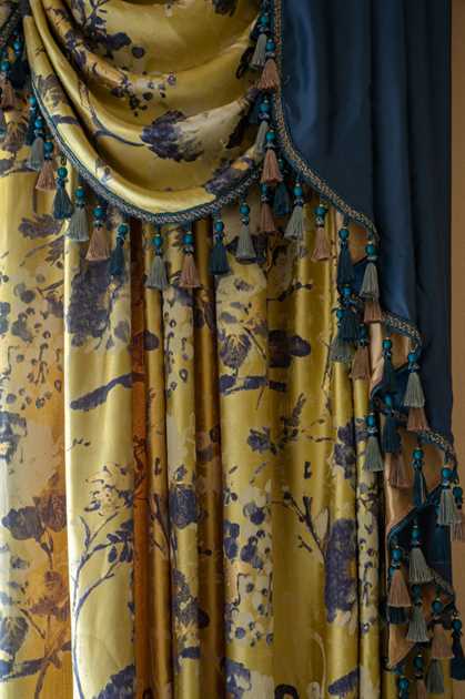 Picture of Yellow Kimono Floral 75''