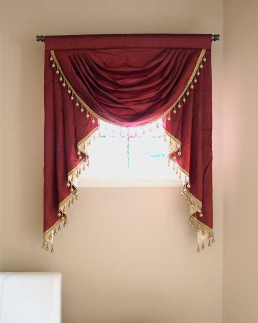 Picture of Red Silk - Classic Overlapping Style