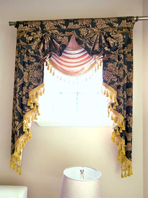 Picture of Royal Black - Paris Salon Style