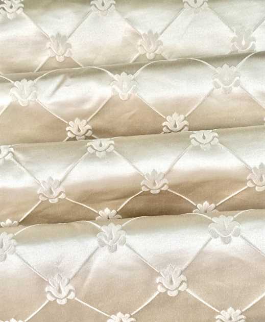 Picture of Silk - Fleur De Lis